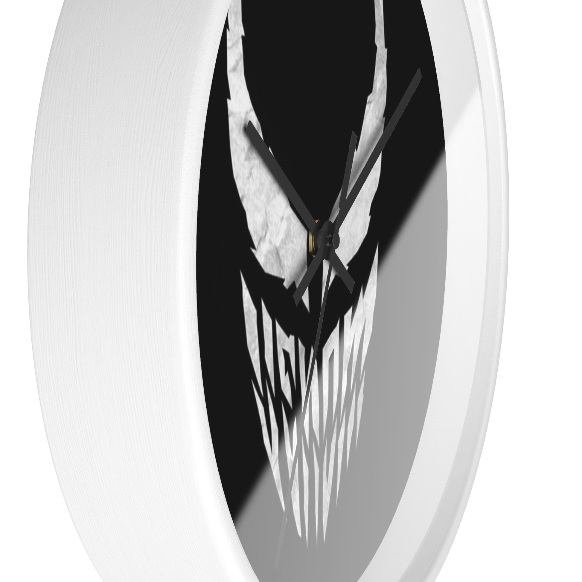 Venom-Inspired Wall Clock, Superhero Decor for Fans, Unique Gift for Comic Lovers, Modern Home Accent, Perfect for Gaming Rooms