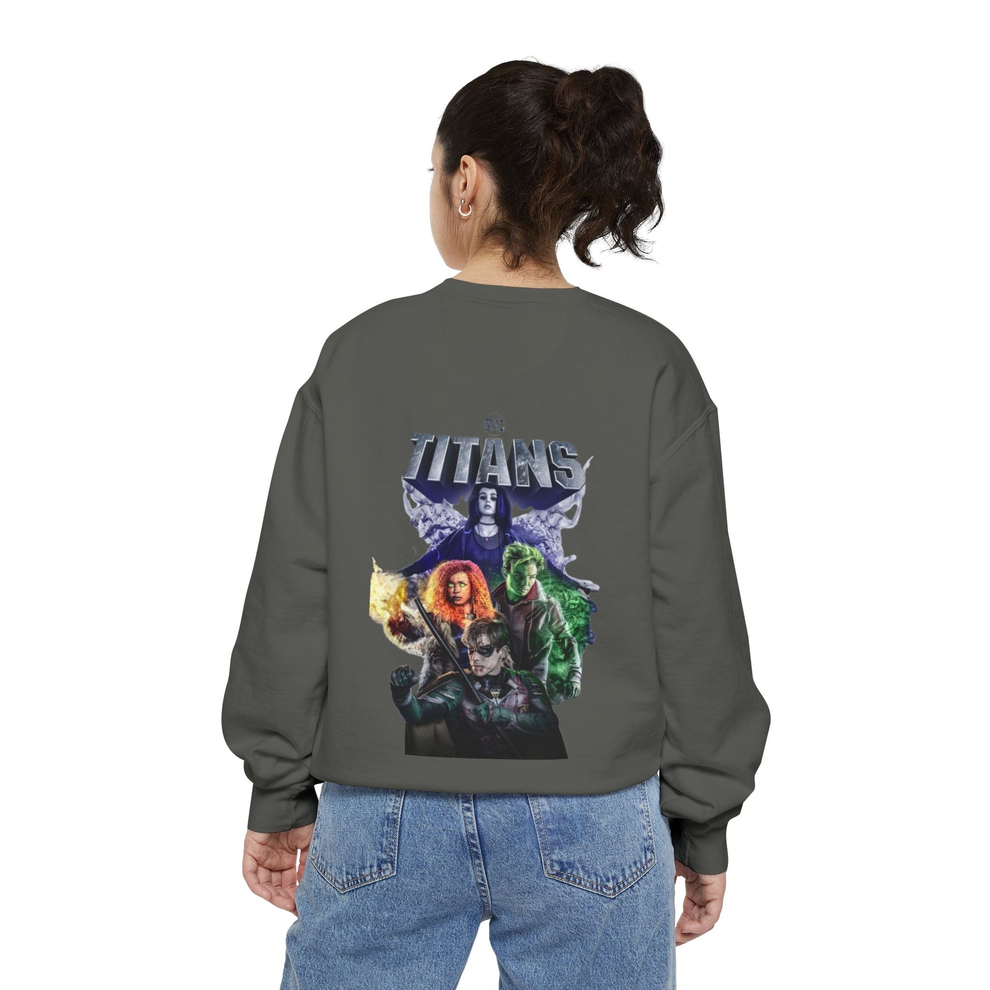 DC Titans Graphic Unisex Sweatshirt, Cozy Sweatshirt for Fans, Perfect Gift for Birthdays, Comfy Spring Fashion, Casual Layering Piece