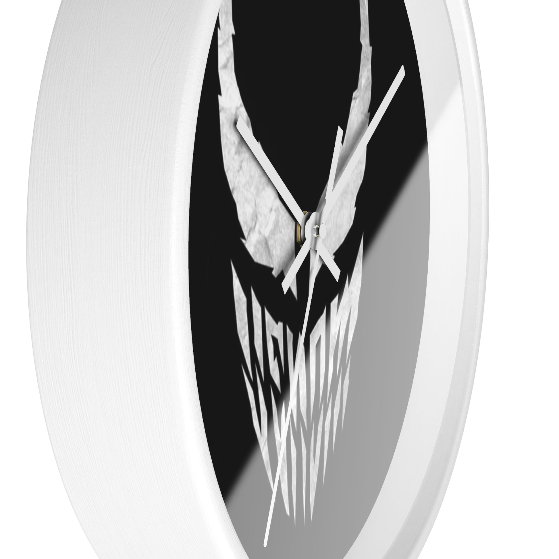 Venom-Inspired Wall Clock, Superhero Decor for Fans, Unique Gift for Comic Lovers, Modern Home Accent, Perfect for Gaming Rooms