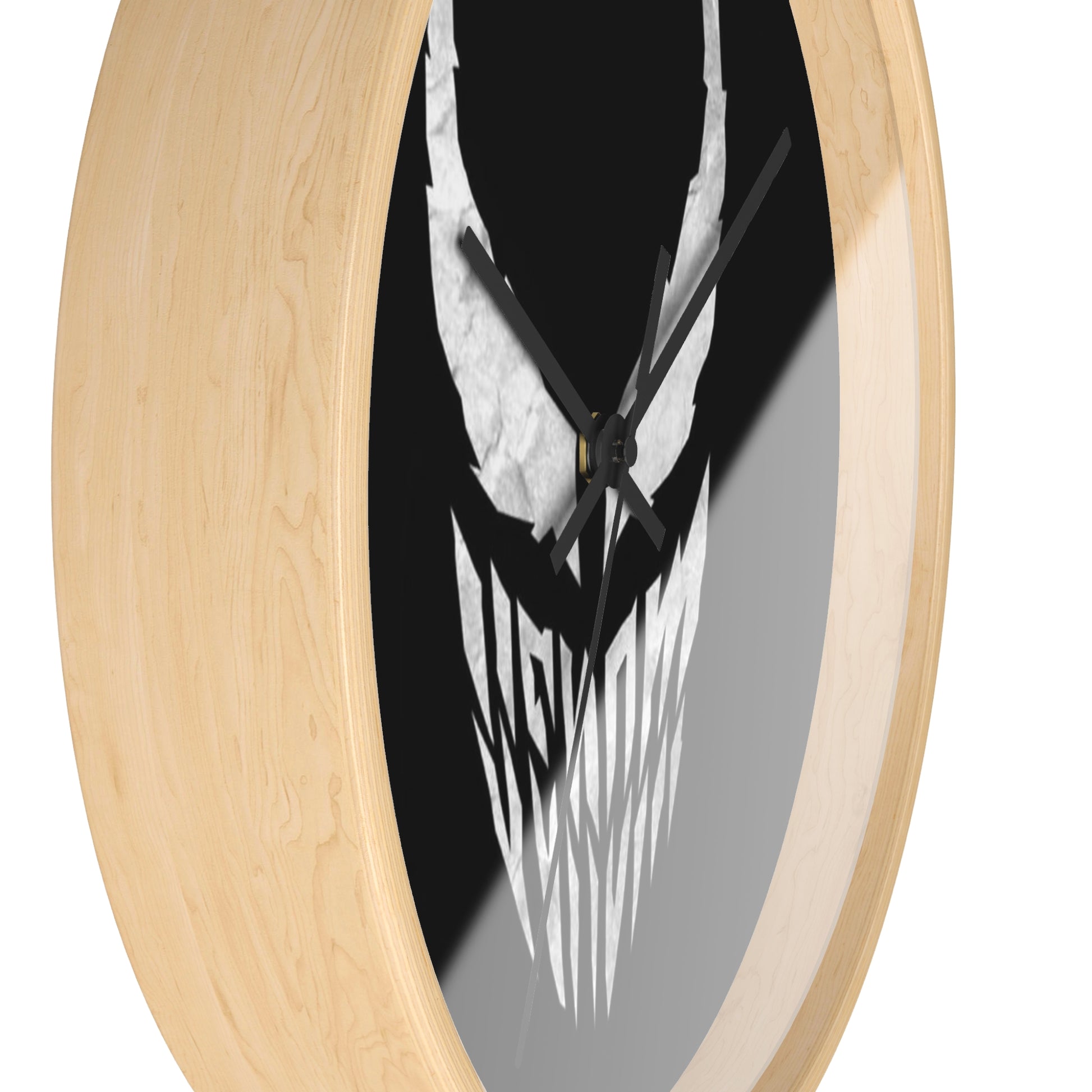 Venom-Inspired Wall Clock, Superhero Decor for Fans, Unique Gift for Comic Lovers, Modern Home Accent, Perfect for Gaming Rooms
