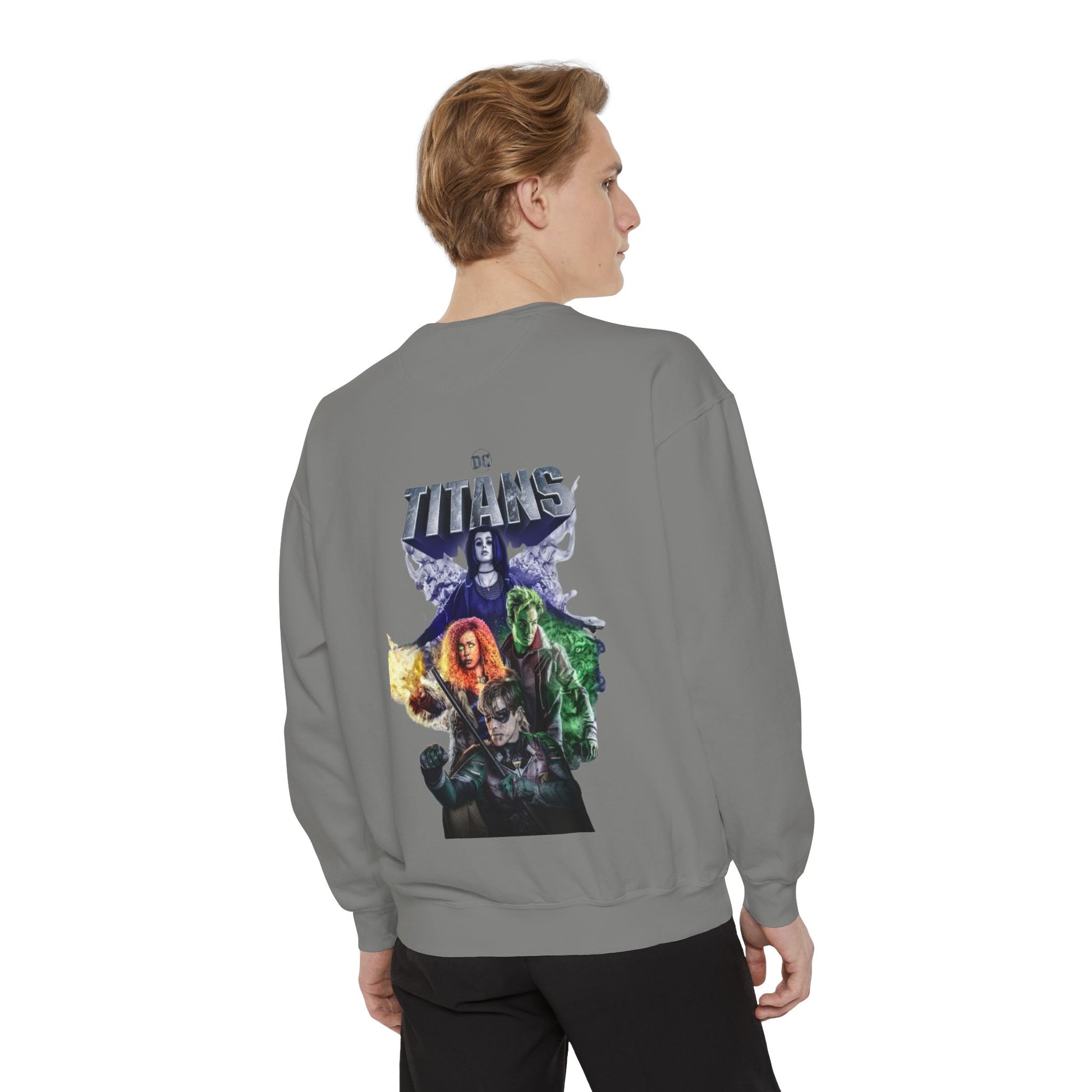 DC Titans Graphic Unisex Sweatshirt, Cozy Sweatshirt for Fans, Perfect Gift for Birthdays, Comfy Spring Fashion, Casual Layering Piece