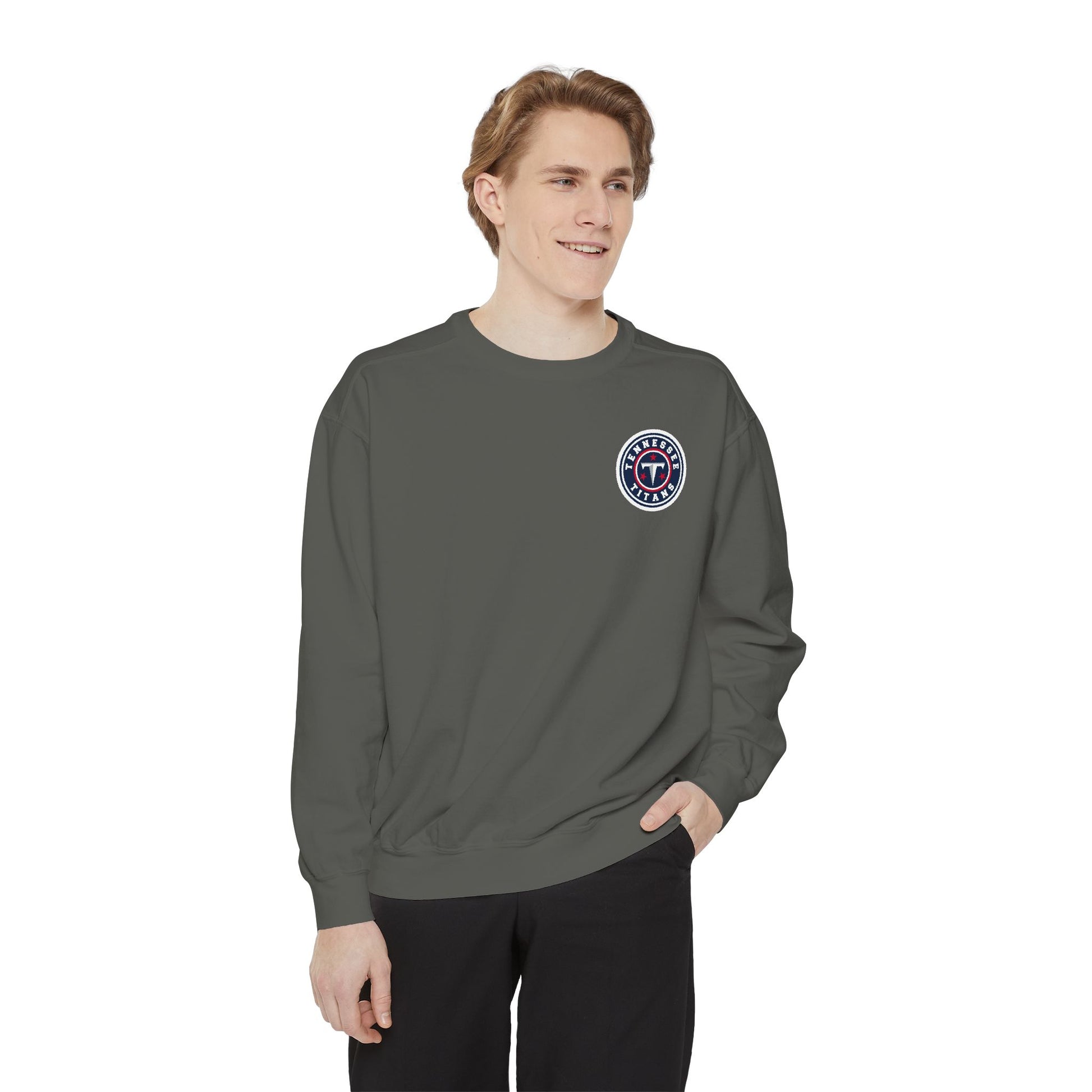 DC Titans Graphic Unisex Sweatshirt, Cozy Sweatshirt for Fans, Perfect Gift for Birthdays, Comfy Spring Fashion, Casual Layering Piece