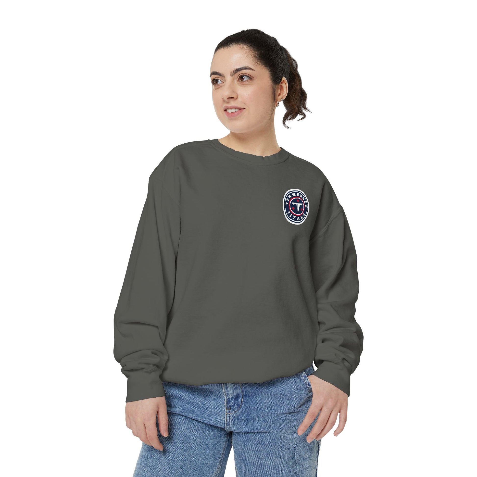 DC Titans Graphic Unisex Sweatshirt, Cozy Sweatshirt for Fans, Perfect Gift for Birthdays, Comfy Spring Fashion, Casual Layering Piece