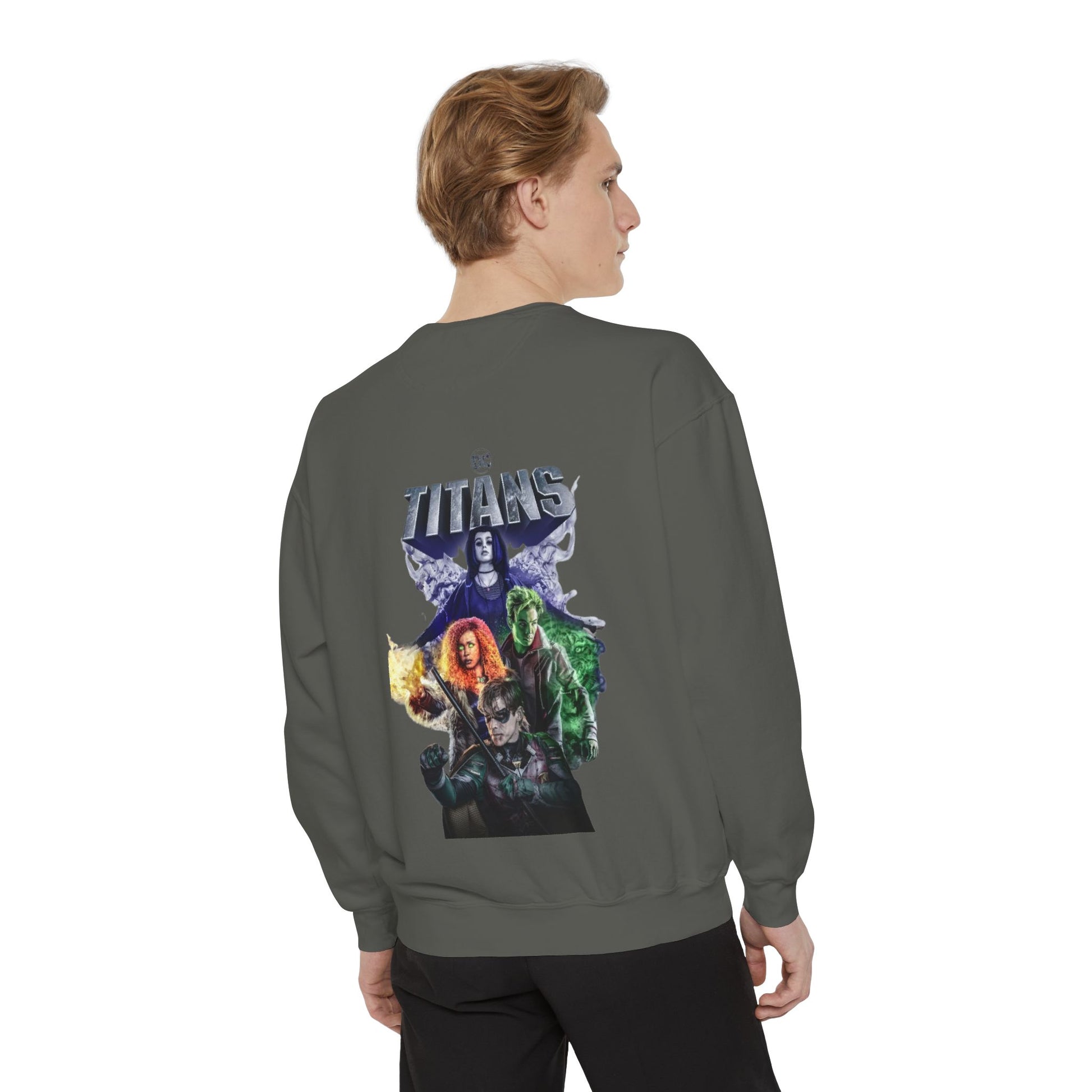 DC Titans Graphic Unisex Sweatshirt, Cozy Sweatshirt for Fans, Perfect Gift for Birthdays, Comfy Spring Fashion, Casual Layering Piece