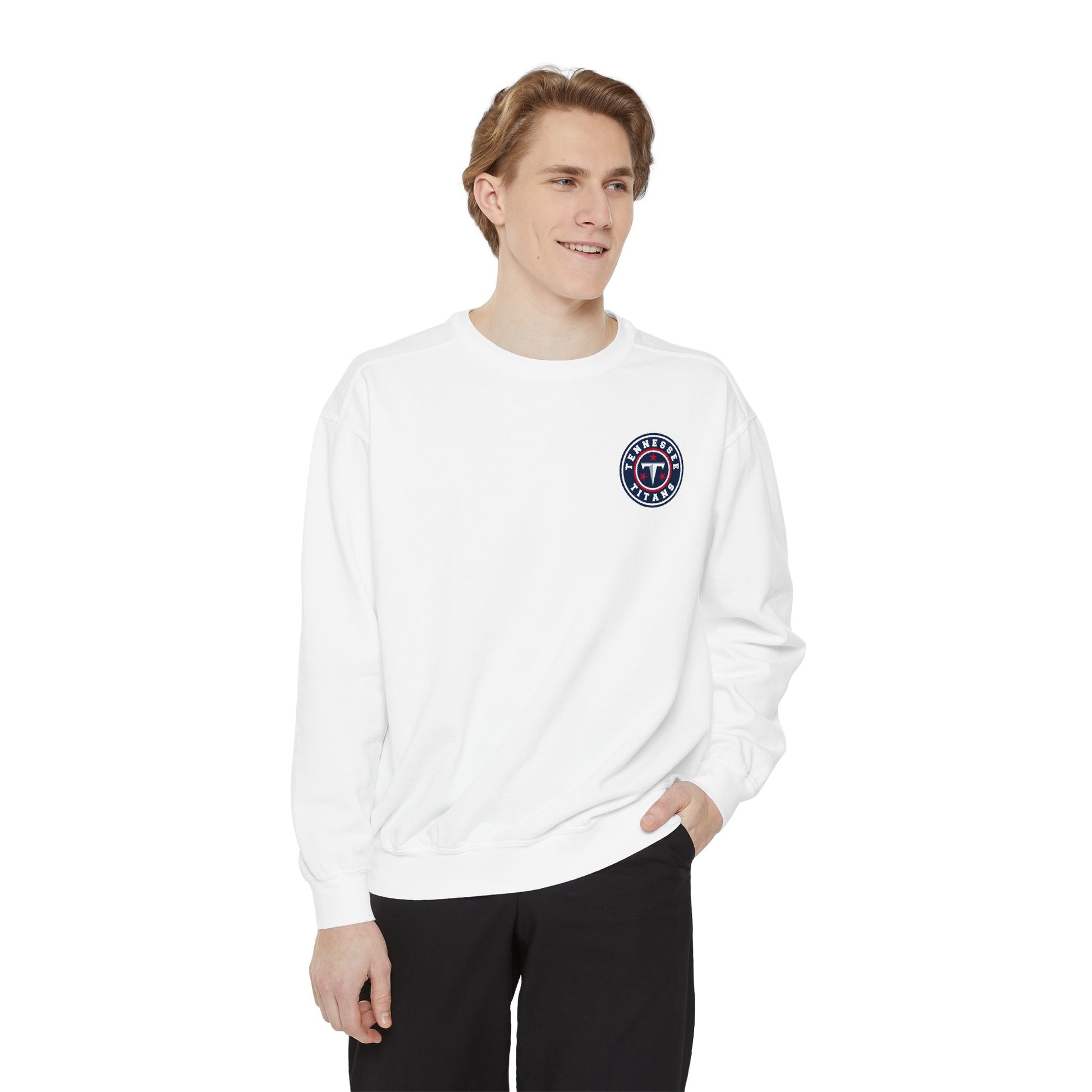 DC Titans Graphic Unisex Sweatshirt, Cozy Sweatshirt for Fans, Perfect Gift for Birthdays, Comfy Spring Fashion, Casual Layering Piece